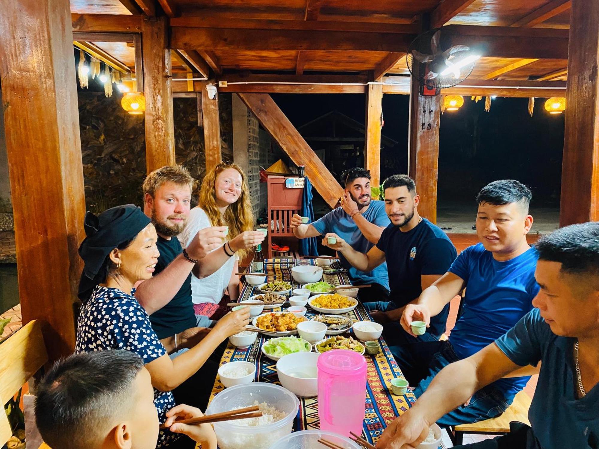 Duy Homestay Du Gia Làng Cac Buitenkant foto