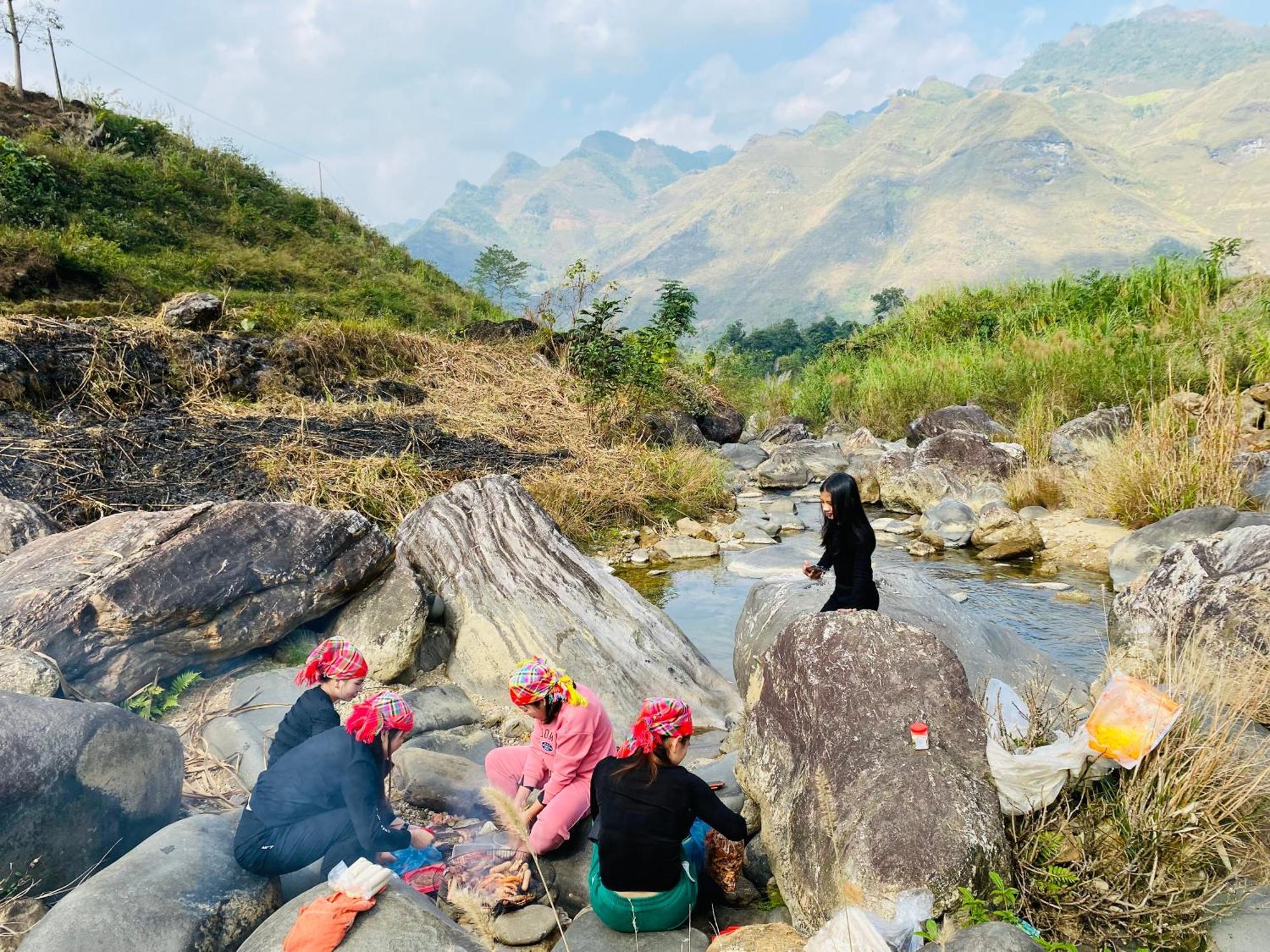 Duy Homestay Du Gia Làng Cac Buitenkant foto