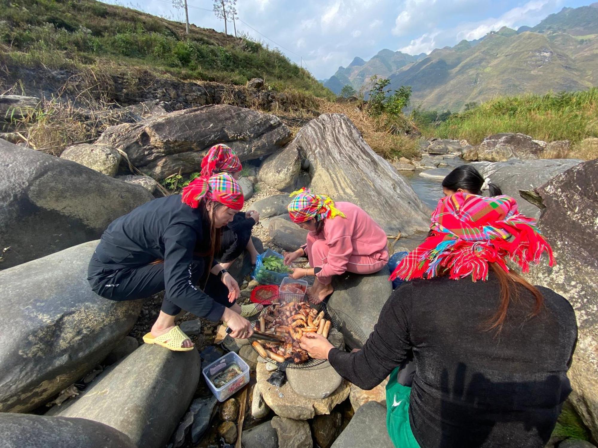 Duy Homestay Du Gia Làng Cac Buitenkant foto